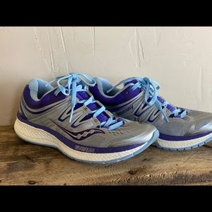 Saucony Hurricane womans running shoes